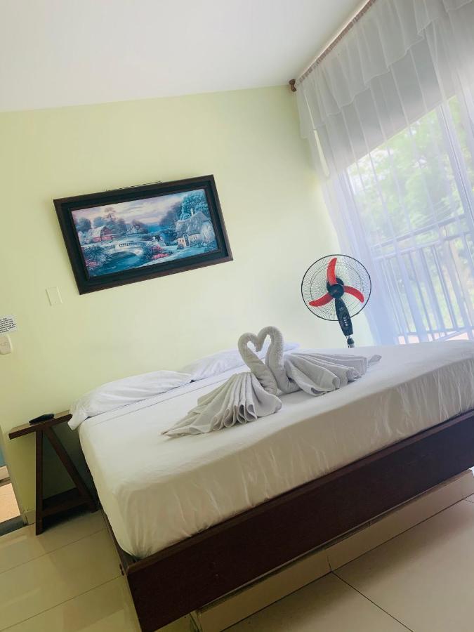 Hotel Bellavista Premium Villeta Εξωτερικό φωτογραφία