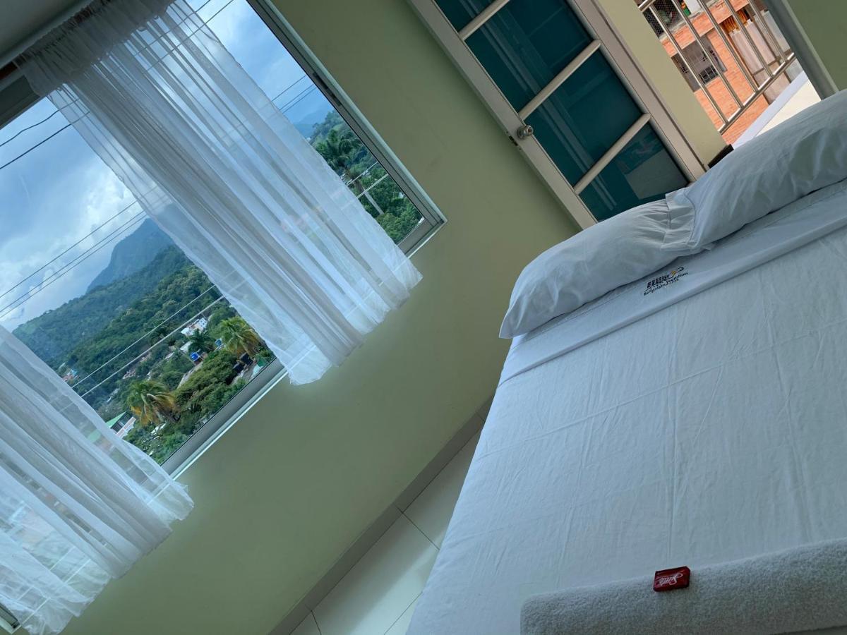 Hotel Bellavista Premium Villeta Εξωτερικό φωτογραφία